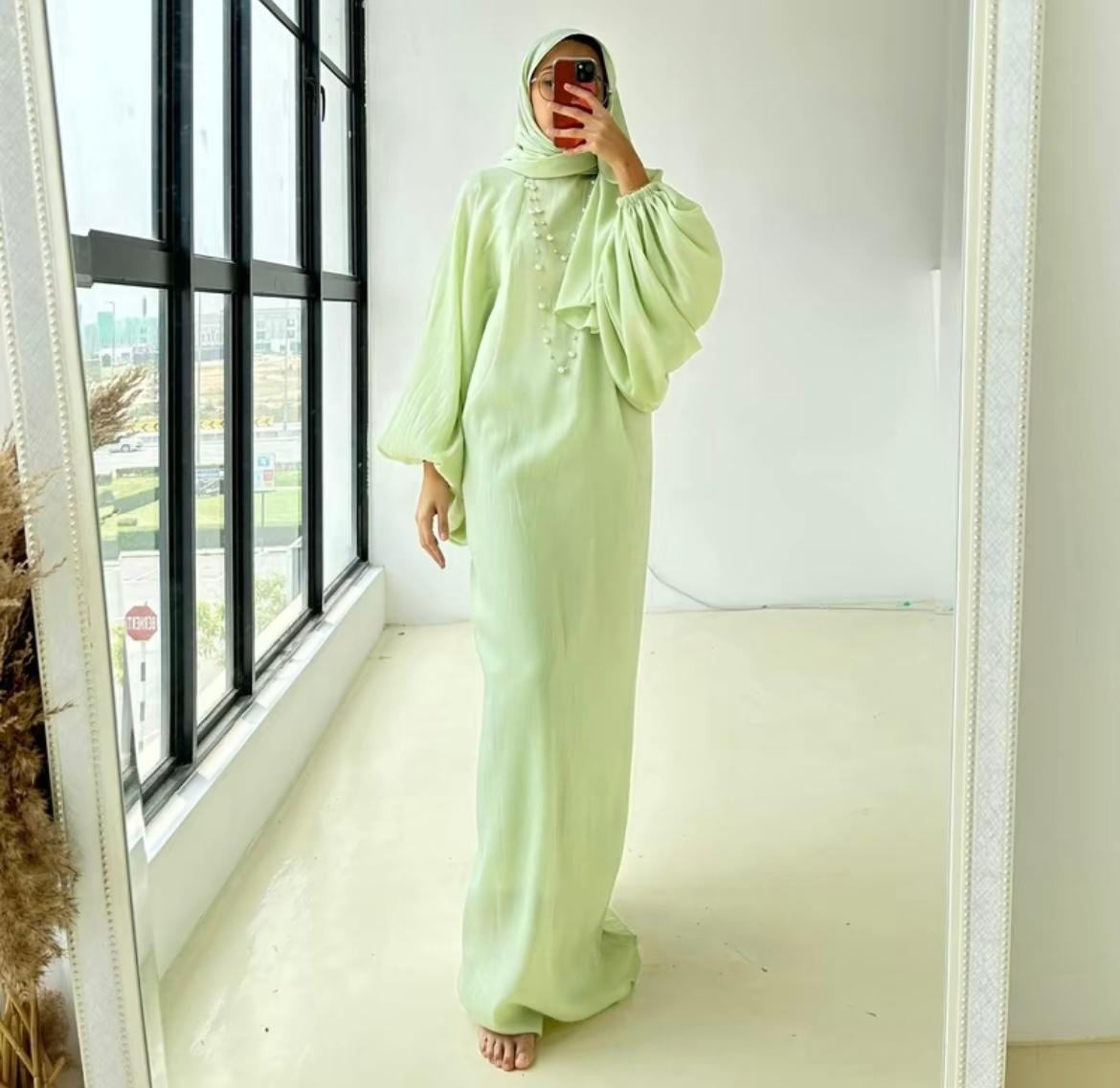 Amanda Dress Plain