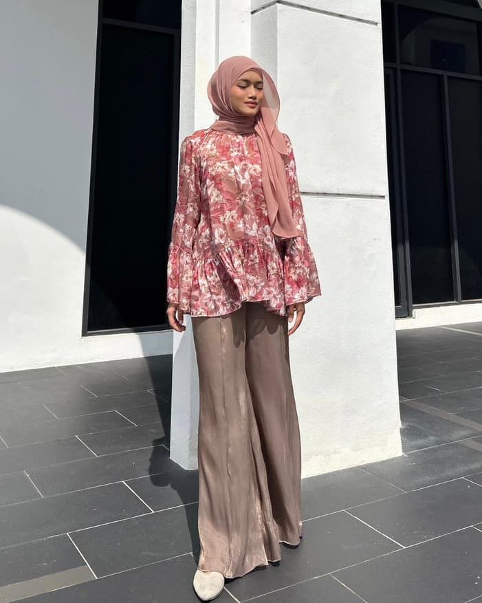 Anna Top in Dusty Lily