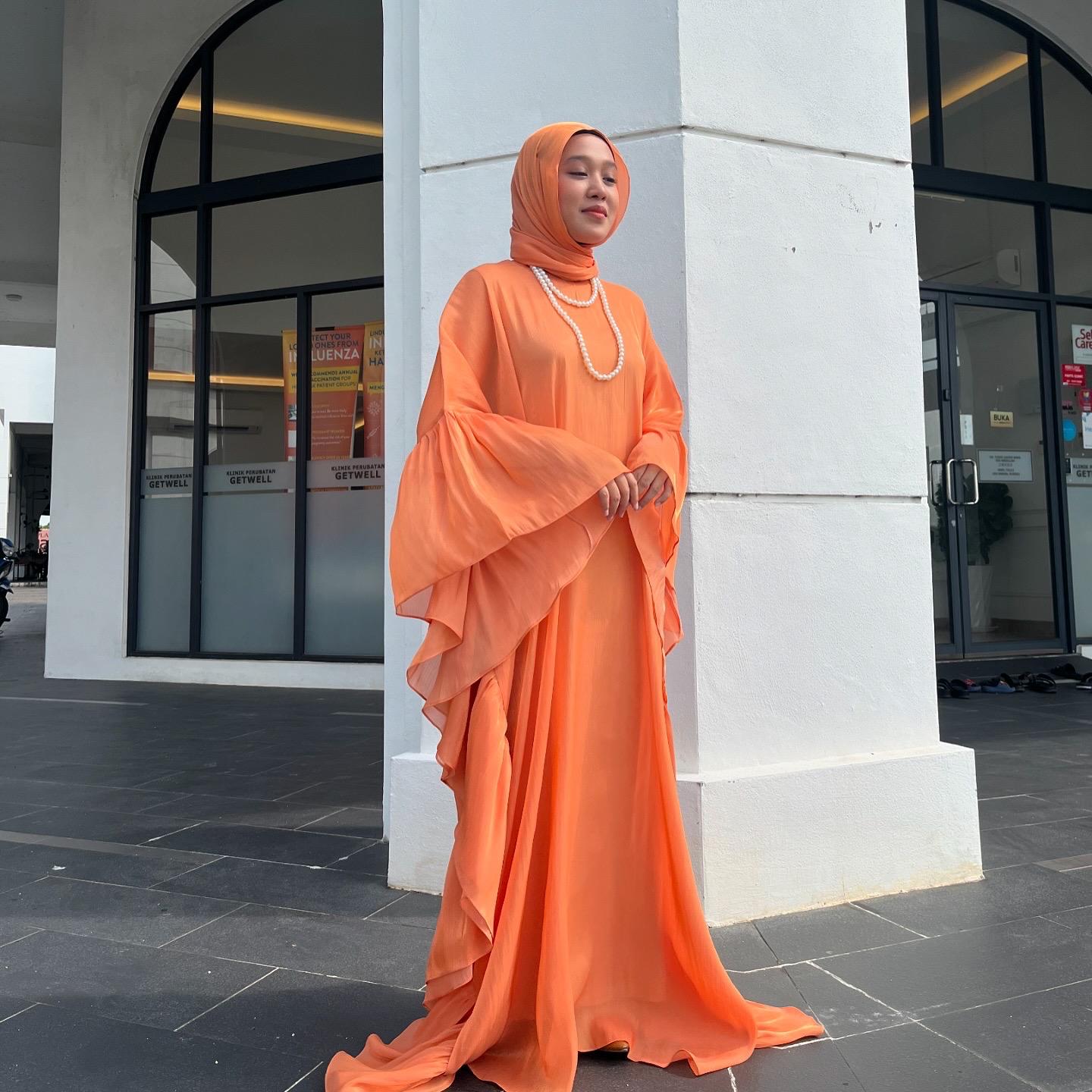 Maya Signature Abaya
